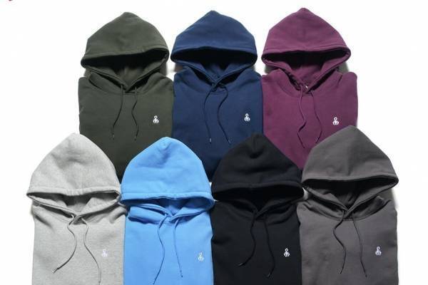 ソフネット“スコーピオン”刺繍入りパーカー＆スウェット、「スクリーンスターズ」とコラボ