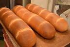 日本初“生ソフトフランスパン”専門店「虹」代官山に、“ふわふわ食感”全長60センチのフランスパン