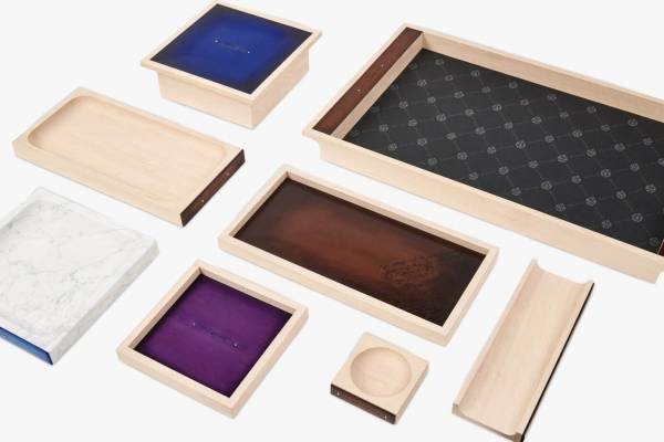 ベルルッティのホーム＆オフィス新作アイテム、大理石ブックスタンドやヴェネチアレザーのペンケースなど