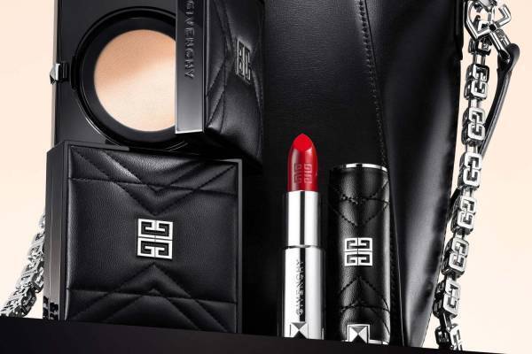 ジバンシイ22年春コスメ、人気バッグ「アンティゴナ」着想の“漆黒ケース入り”リップなど