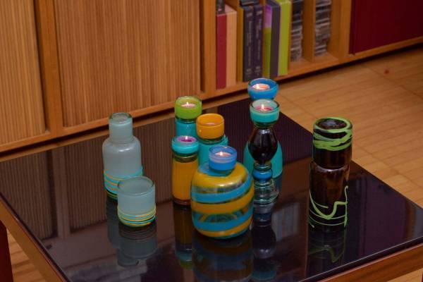 マルニ新作ガラスコレクション、丸いユニーク形状のキャンドルホルダー＆優しい配色のグラス