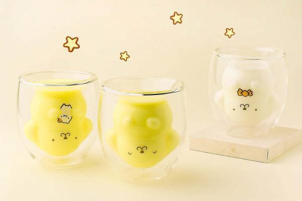 ドリンクを注ぐと“ポムポムプリンが現れる”ダブルウォールグラス、マフィンも登場