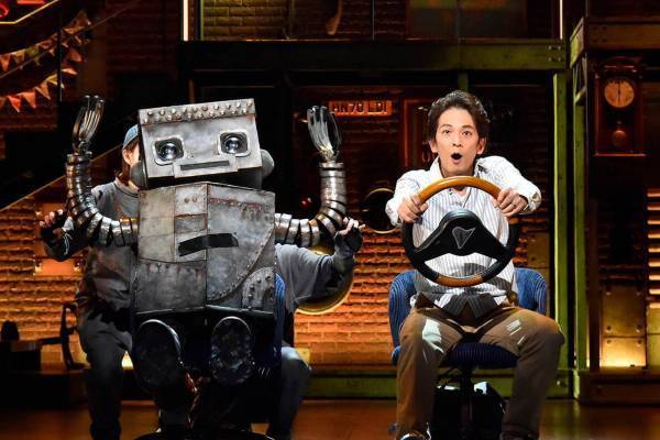 劇団四季ミュージカル『ロボット・イン・ザ・ガーデン』無気力な主人公＆壊れかけのロボットの冒険、全国で