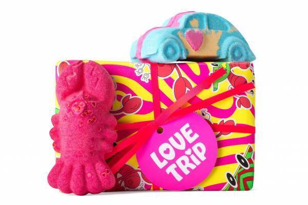 ラッシュのバレンタイン限定ボディケア2022、ハートが溢れる“ロブスター型”バスボムなど