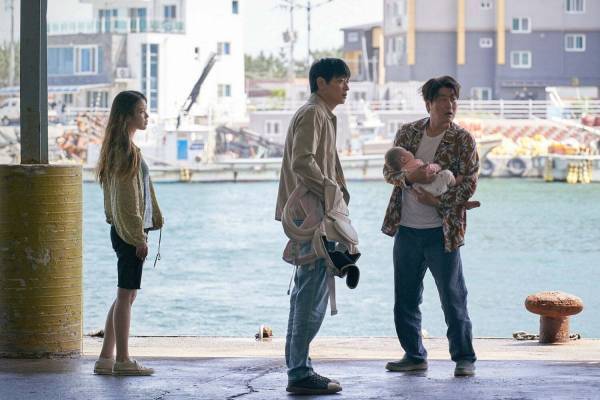 是枝裕和初の韓国映画『ベイビー・ブローカー』赤ちゃんポストを巡る物語、ソン・ガンホら出演