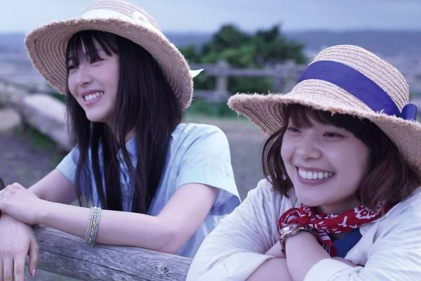 映画『やがて海へと届く』岸井ゆきの＆浜辺美波が親友役に、人気小説を中川龍太郎監督で実写化