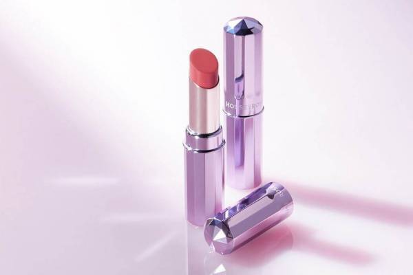 ハウス オブ ローゼ“バラの花びら”着想のUVケアリップ、ほんのりばら色の血色感