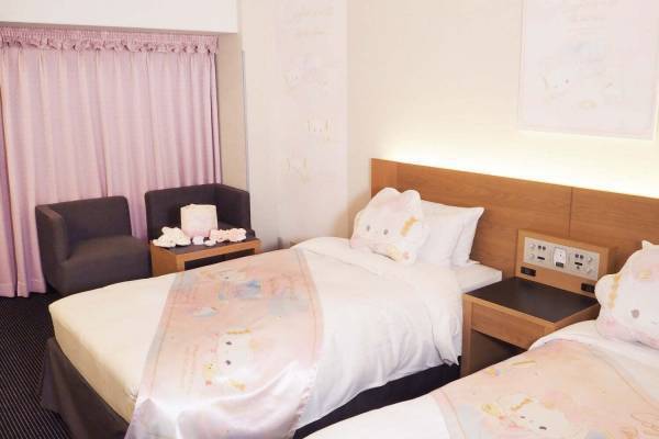 サンリオ「こぎみゅん」×ホテルニューオータニ(東京)の宿泊プラン、ふわふわスリッパ＆ヘアバンド付き