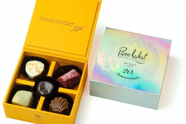 ピエール・ルドン22年バレンタイン、ルビーチョコ＆ブロンドショコラを輝くホログラムBOXで