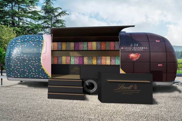 リンツの移動型ブティック＆カフェ「ハートフル ワゴン」人気チョコの量り売りやホットショコラ提供