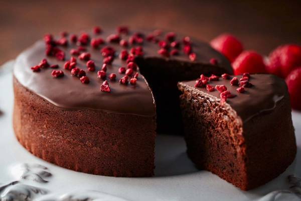 アンテノール22年バレンタインスイーツ、“カカオ&フランボワーズ香る”濃厚ガトーショコラなど