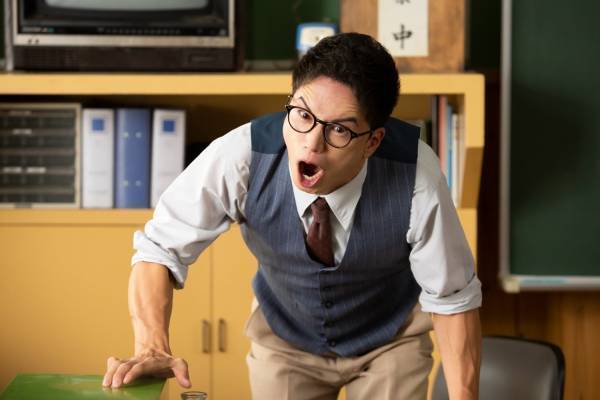『劇場版 おいしい給食 卒業』市原隼人主演ドラマの映画化第2弾、給食マニアの教師を描くコメディ