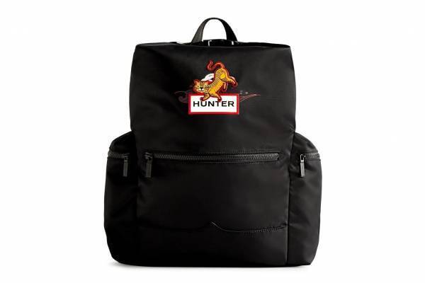 ハンターから22年干支“タイガー”のイラストロゴ入り限定レインブーツ＆バックパック