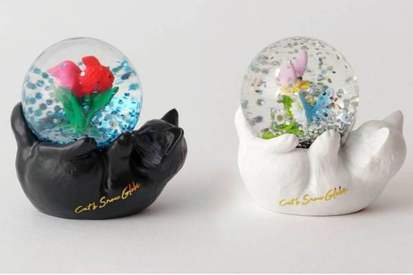 アフタヌーンティー・リビングの新作ネコグッズ、猫型テーブルランプやミニスノードーム