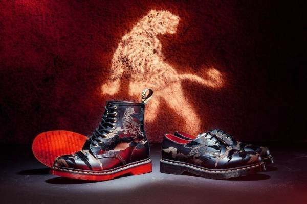 ドクターマーチン限定ブーツ“虎モチーフ×カモフラージュ柄”アッパー、3ホールシューズも