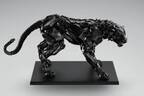 バレンシアガ“虎”の真鍮製彫刻「タイガー・スカルプチャー」上海のアーティストが制作