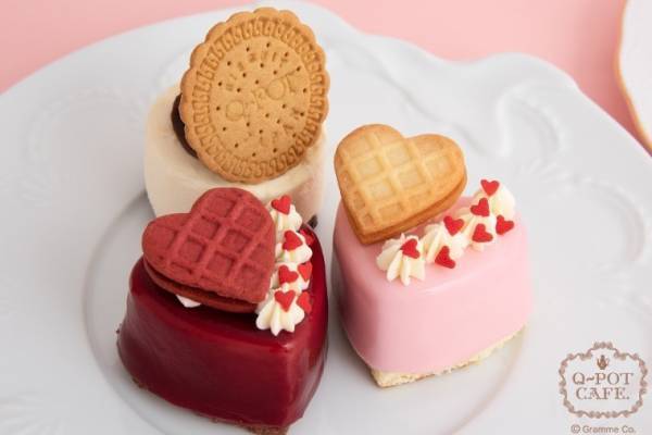 Q-pot CAFE.“ハート型”ムースケーキ&ビスケットティラミスなど、バレンタインケーキセット