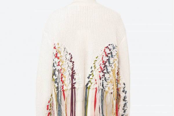 アキラナカ“リボン＆テープ”を手刺繍で編み込んだ1点ものニット、伊勢丹新宿店別注カラーで