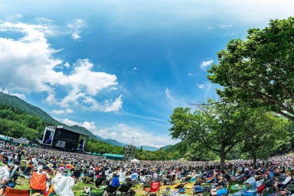 音楽フェス「フジロックフェスティバル '22」新潟で、ジャック・ホワイトやホールジー