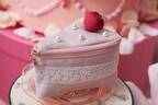 メゾン ド フルール“ピンクのスイーツ”着想の新作、ショートケーキ型ポーチ&マカロン刺繍バッグ
