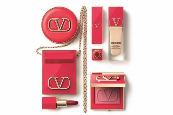 表参道ヒルズのリニューアル、日本本格初上陸のヴァレンティノ ビューティなど全16店舗