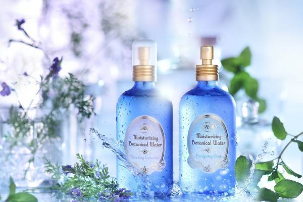 SABONの22年春スキンケア、“清涼ミントor上品ラベンダーの香り”のバランシングミスト