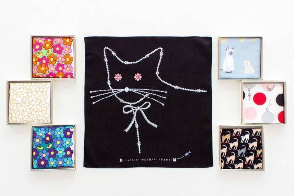 “猫モチーフ”のジュエリー装飾ハンカチーフ、クラシクス・ザ・スモールラグジュアリの新作