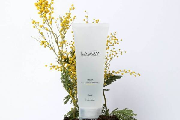 ラゴムの朝用洗顔料に“ミモザの香り”、ぷるぷるジェルがしっとりウォーターに変化