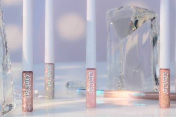 ふくれなのシピシピ「グリッターイルミネーションライナー」リニューアル、大人ゴールドの限定色も