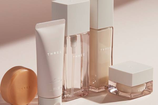 THREE2022年春スキンケア、“ローズ精油”配合で「ゆらぎ肌」ケアする新洗顔&クリームなど