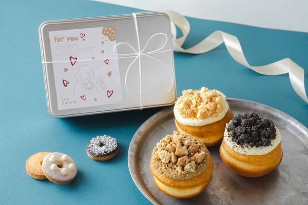 コエ ドーナツのホワイトデー限定ドーナツ、紅茶やレモンの“クッキー&クリーム”フレーバー