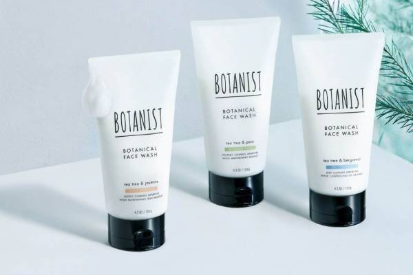 ボタニスト2022年春コスメ、肌タイプに合わせて選べる洗顔料「ボタニカルフェイスウォッシュ」