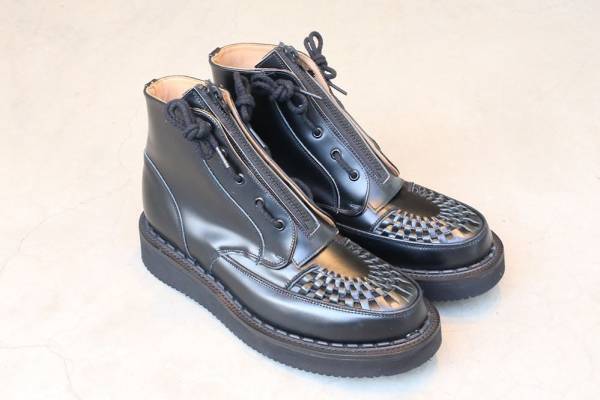 ジャムホームメイド×ジョージコックス、フロントジップ＆レースアップの2WAY厚底ブーツ