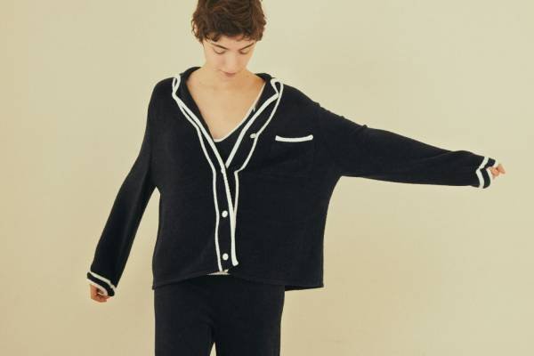 スナイデル ホーム“ローズヒップ”配合ルームウェア、ふんわりクリーミーな着心地のワンピースなど