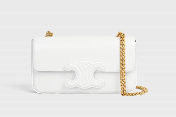 セリーヌ「トリオンフ」バッグに新作チェーンショルダーやカメラバッグ、ピラミッド型バッグも