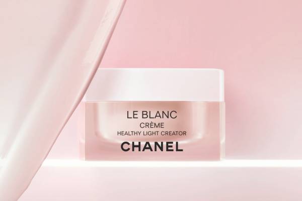 シャネル2022年春スキンケア、「ル ブラン」薬用ブライトニングクリームが進化