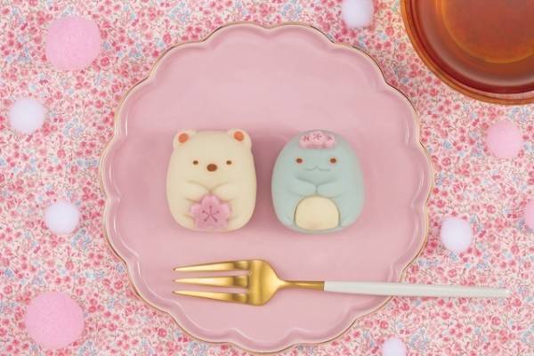 すみっコぐらしの和菓子「食べマス」桜を飾ったしろくま・とかげの新作、いちご&カスタード味