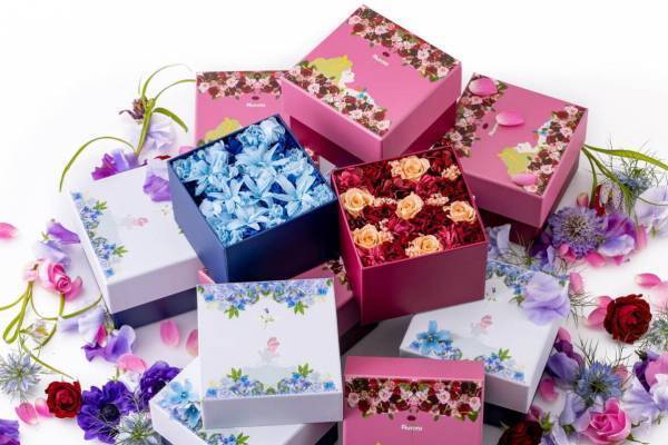 ニコライ バーグマン“シンデレラ＆オーロラ姫”をイメージしたフラワーボックス、ディズニーと共同企画