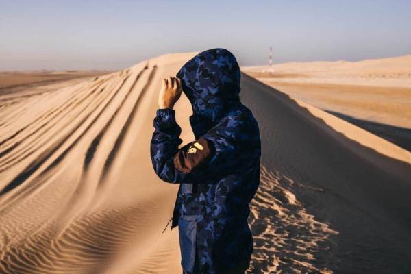 ア ベイシング エイプ新作、90年代「SAND CAMO」を再構築したジャケットやフーディ