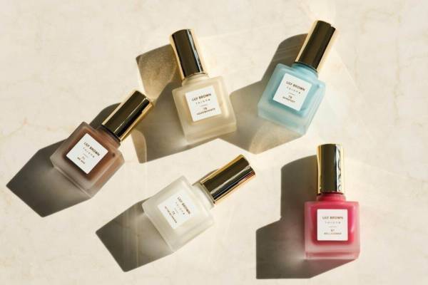 リリー ブラウン×トーン“20世紀の音楽”イメージ、ヴィンテージカラーのコラボネイル第2弾