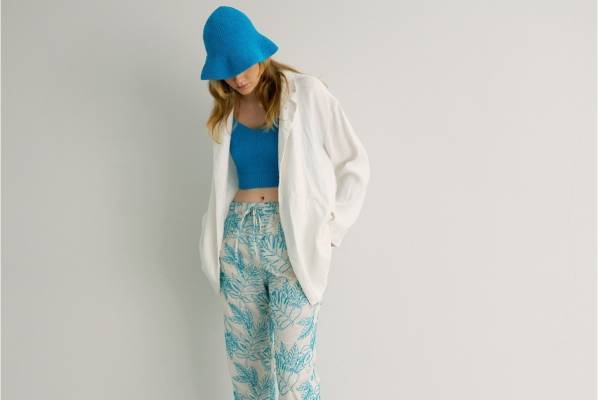 ベイクルーズの新ブランド「カルメール」洗練された大人カジュアルを提案、ユニセックスウェアも