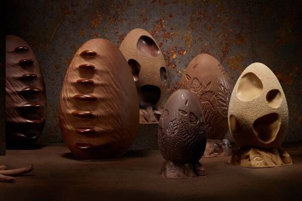 ピエール・エルメ・パリのイースター、“大自然”着想のエッグチョコや約27cmのウサギ型ショコラ