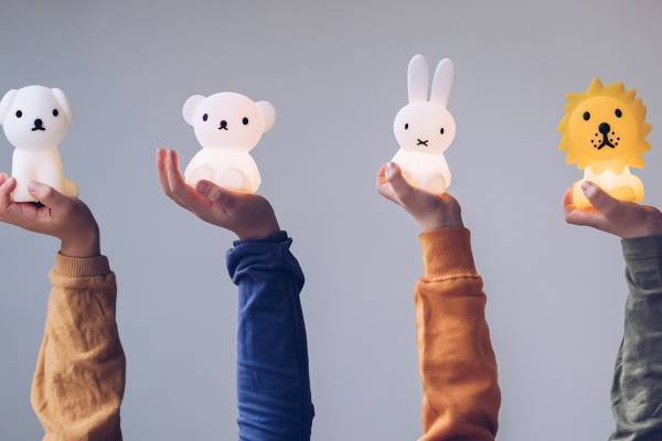 「ミッフィー」人気ミニ照明に新作“こいぬのスナッフィー”、手のひらサイズ＆15分間で自動消灯