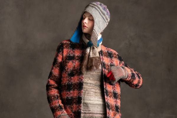 ヒロコ コシノ 2022-23年秋冬コレクション - 優雅で勇敢なソルジャーたちへ