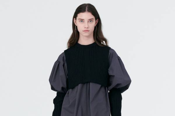 ハイク 2022-23年秋冬コレクション、強さとエレガンスを纏う