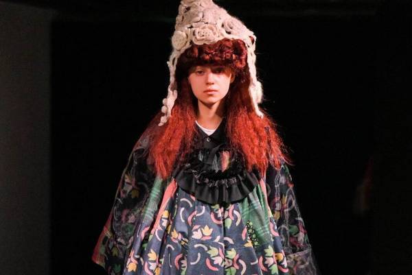 タオ 2022-23年秋冬コレクション - 優しくも強い、色柄が溢れる世界