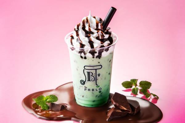 パブロ季節限定スムージー「飲むチョコミント」2種類の爽やかミント×チョコチップの贅沢な味わい