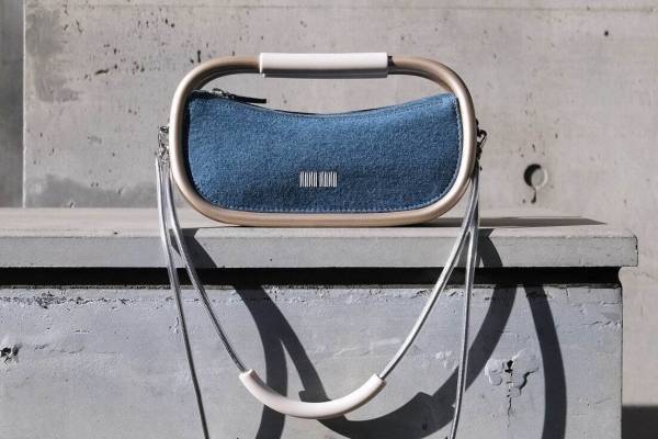 ナナナナ新作"マウス"着想のデニム地バッグ＆レザーストラップの「A5」ショルダー