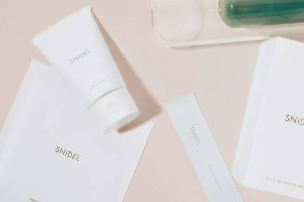 スナイデル2022年夏スキンケア、“毛穴集中ケア”シートマスク＆洗顔料で毛穴レスな肌に