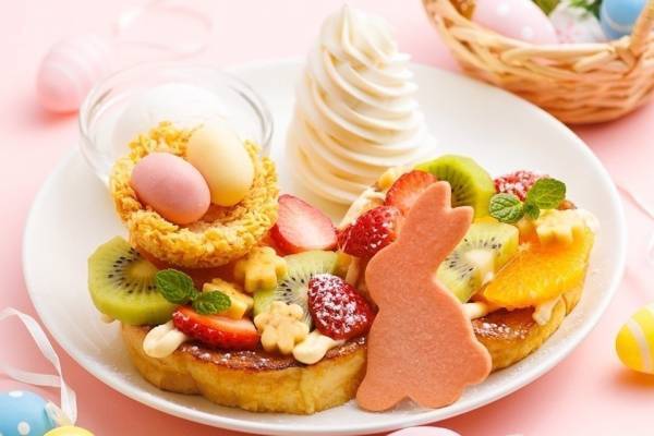 アイボリッシュのイースター限定フレンチトースト、たっぷりフルーツにエッグチョコ＆うさぎクッキー
